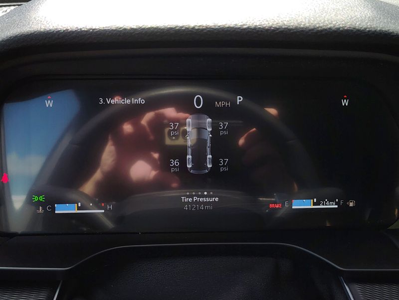 Used 2025 Jeep Grand Cherokee SUV