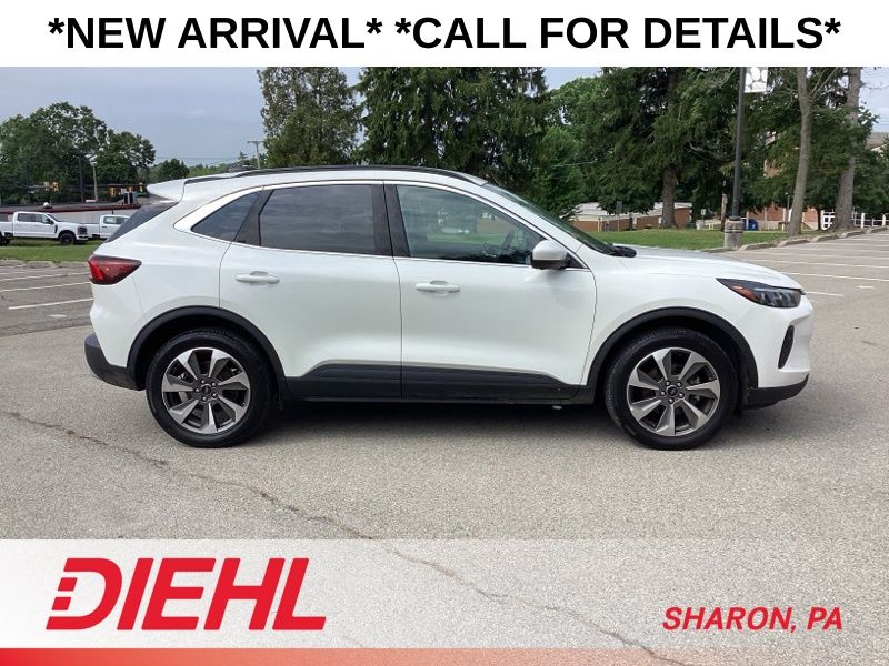 Used 2024 Ford Escape SUV