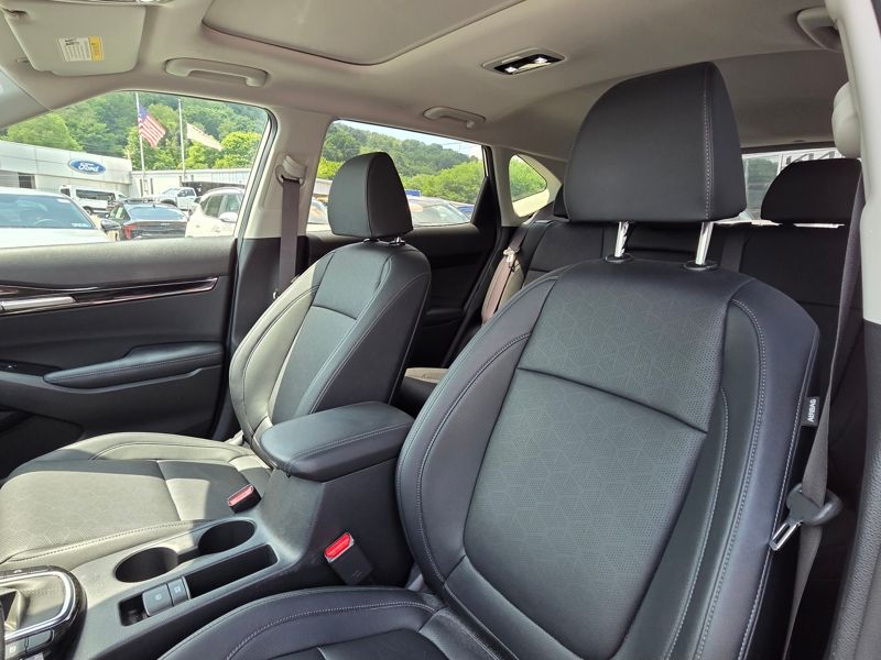 Used 2024 Kia Seltos SUV