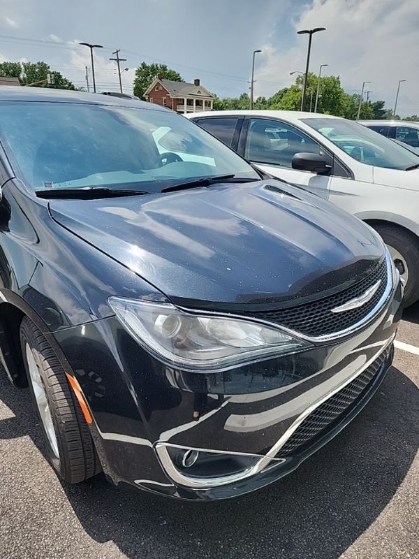 Used 2020 Chrysler Pacifica Van