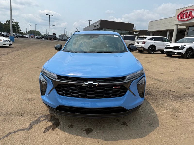 Used 2024 Chevrolet Trax SUV