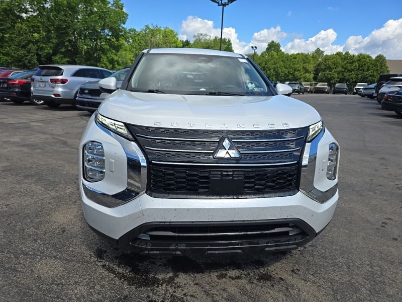 Used 2023 Mitsubishi Outlander SUV
