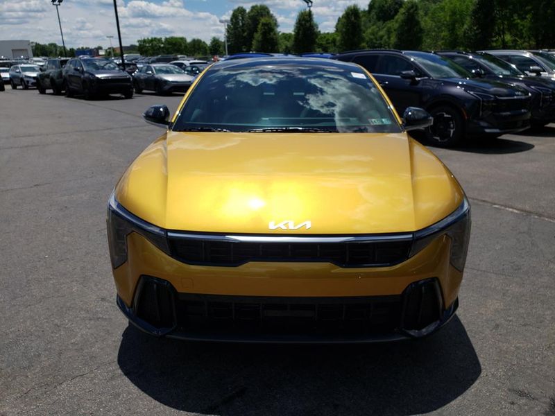 New 2026 Kia K4 Hatchback Hatchback