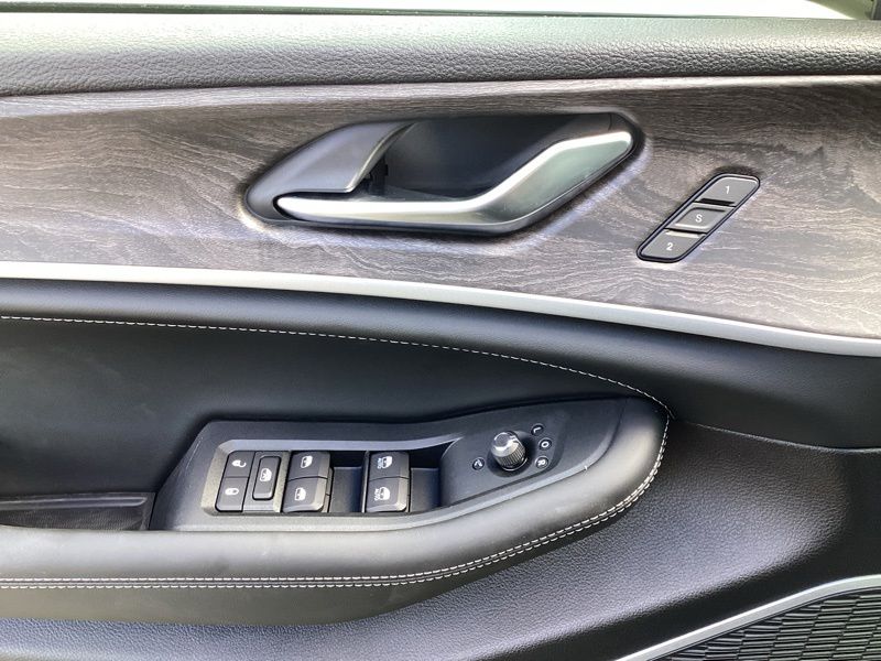 New 2027 Jeep Grand Cherokee SUV