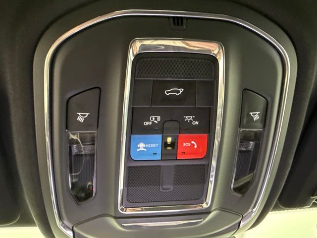 Used 2025 Jeep Grand Cherokee SUV