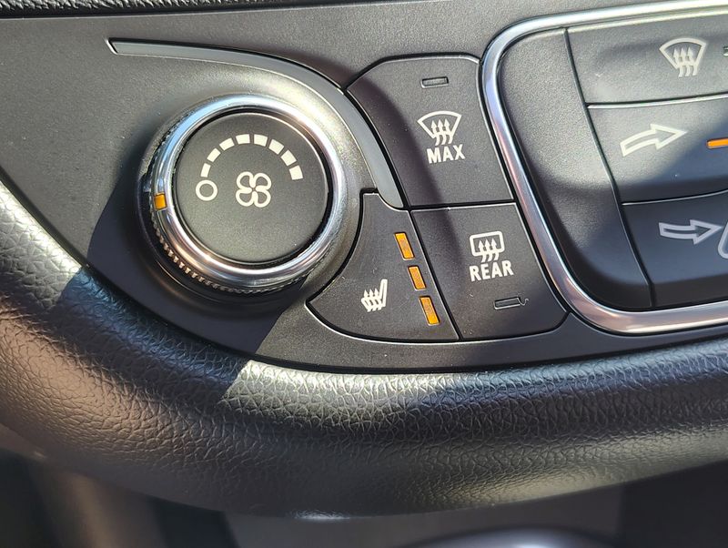 Used 2018 Chevrolet Malibu Sedan