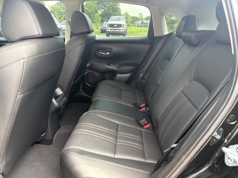Used 2025 Honda HR-V SUV