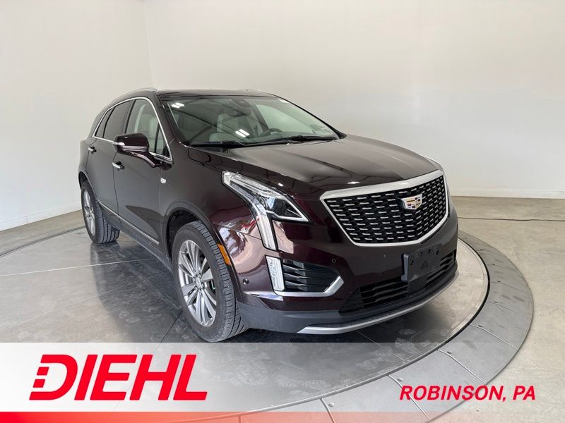 Garnet Metallic 2021 Cadillac XT5 Premium Luxury FWD SUV / Crossover Front-Wheel Drive 9-Speed Automatic