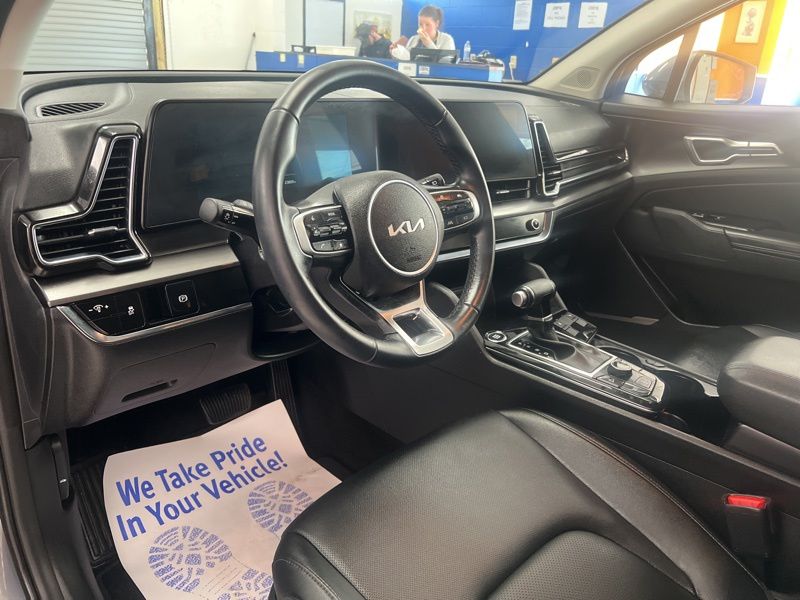 Used 2025 Kia Sportage SUV