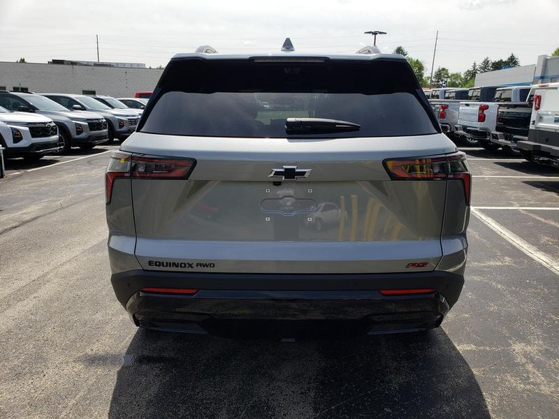 New 2026 Chevrolet Equinox SUV