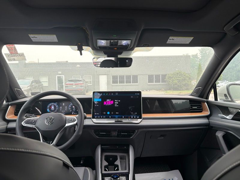 New 2026 Volkswagen Tiguan SUV