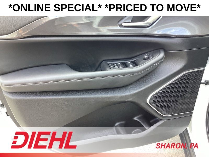 Used 2022 Jeep Grand Cherokee SUV