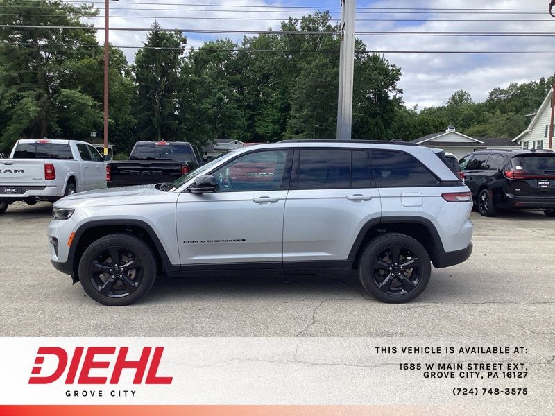 Used 2023 Jeep Grand Cherokee SUV