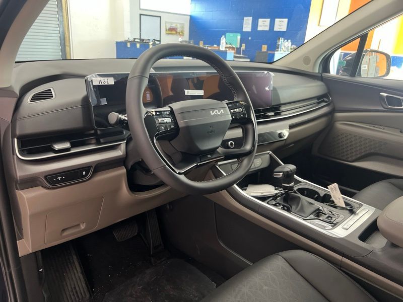 New 2027 Kia Carnival MPV Van