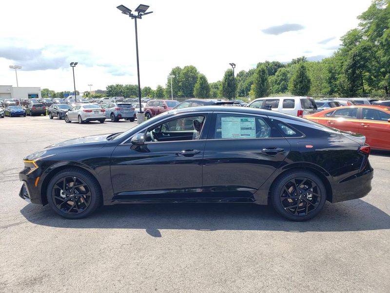 New 2026 Kia K5 Sedan