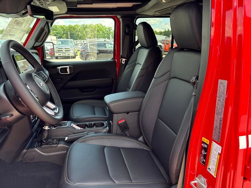 New 2026 Jeep Wrangler SUV