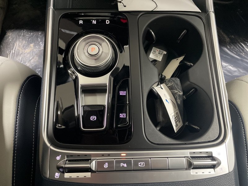 New 2026 Kia Carnival MPV Hybrid Van