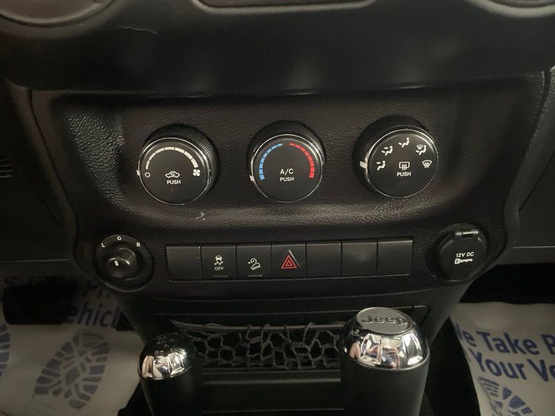 Used 2016 Jeep Wrangler SUV