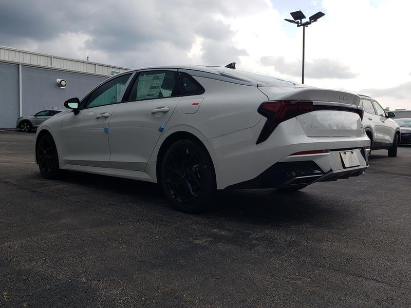New 2026 Kia K5 Sedan
