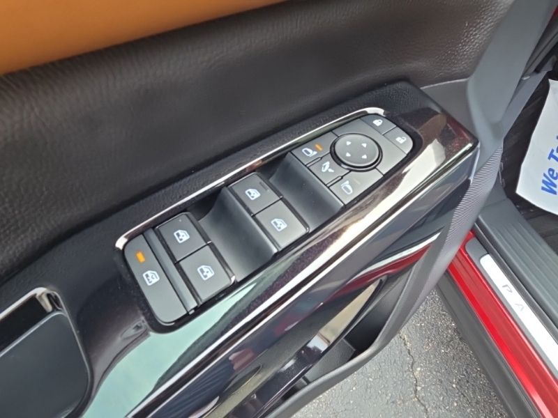 Used 2026 Nissan Pathfinder SUV