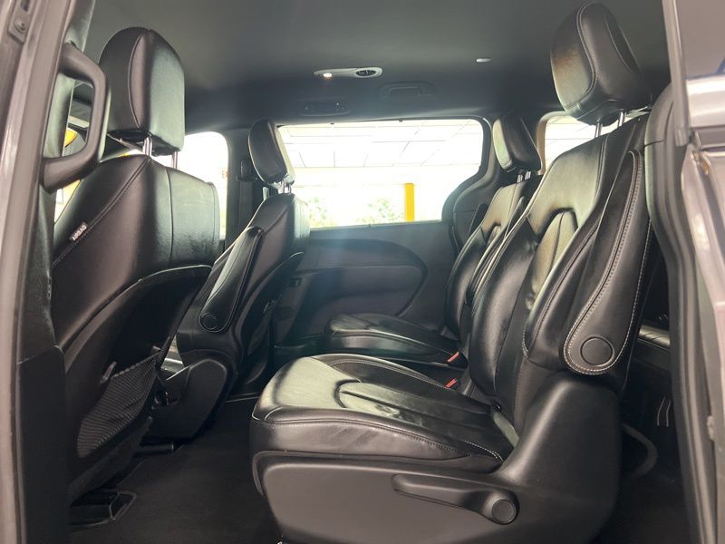 Used 2020 Chrysler Pacifica Hybrid Van