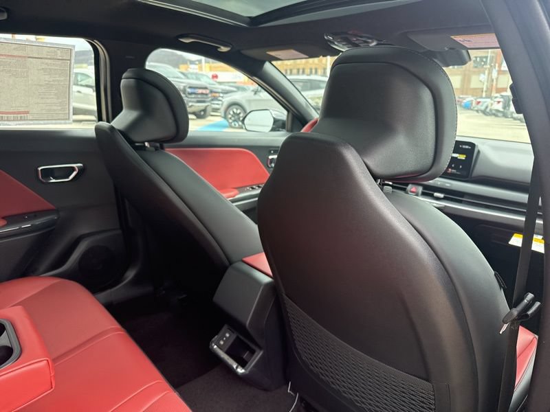 2026 Kia K4 GT-Line - Photo 12