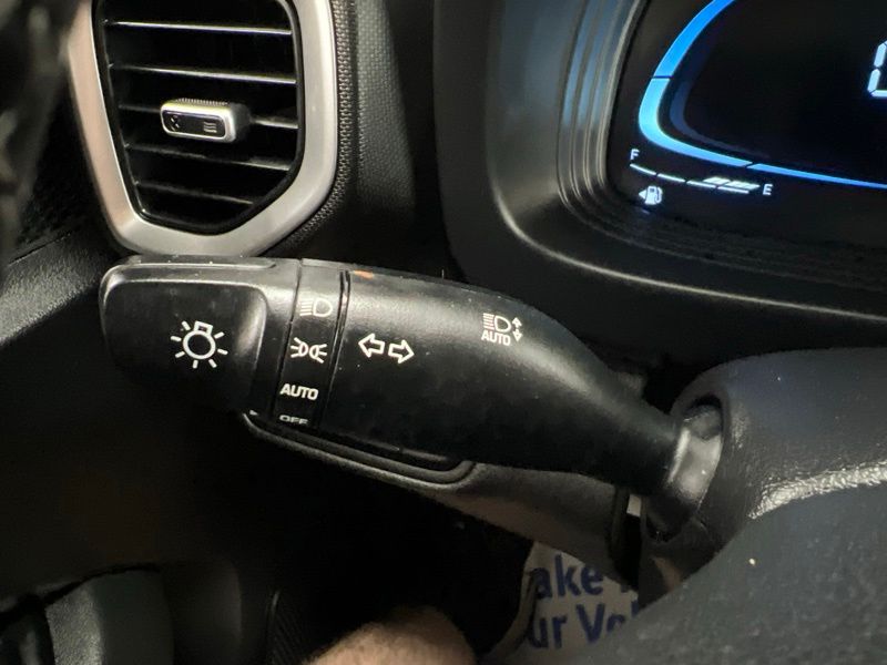 Used 2023 Hyundai Venue SUV