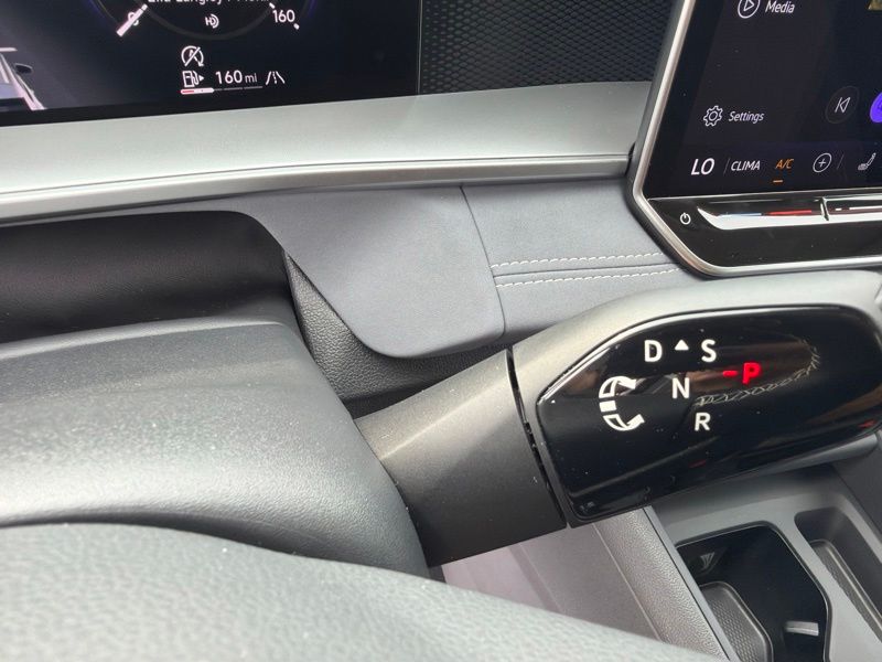 Used 2025 Volkswagen Tiguan SUV