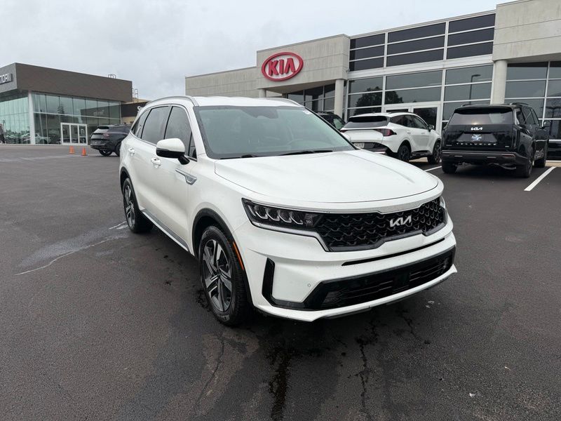 Used 2023 Kia Sorento Hybrid SUV