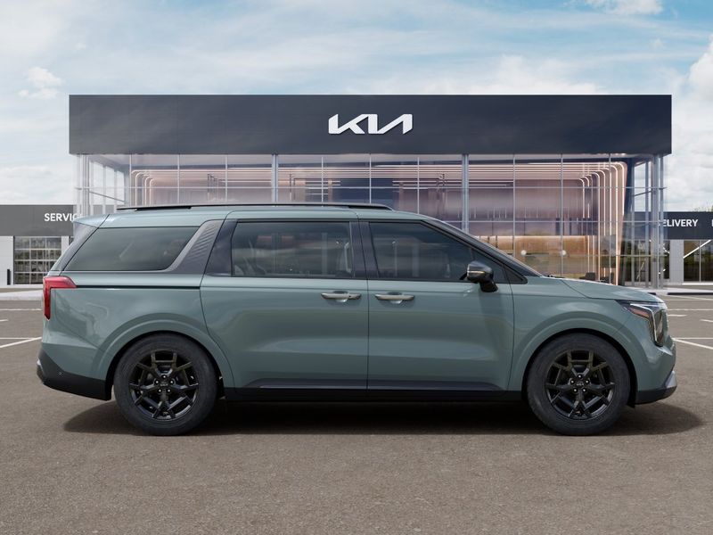 New 2027 Kia Carnival MPV Van
