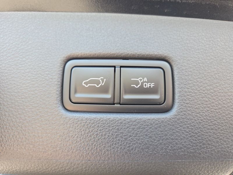 New 2026 Kia Carnival MPV Van