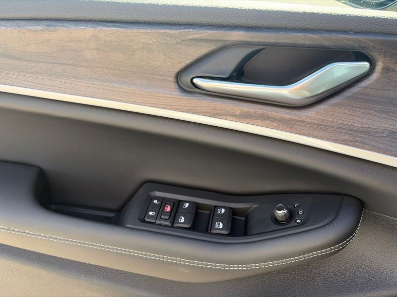 New 2026 Jeep Grand Cherokee SUV