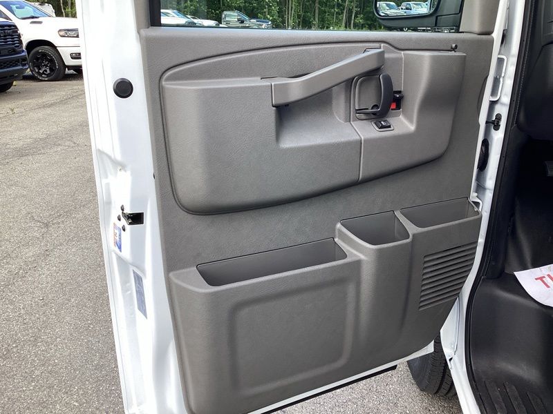 New 2026 Chevrolet Express 3500 Van