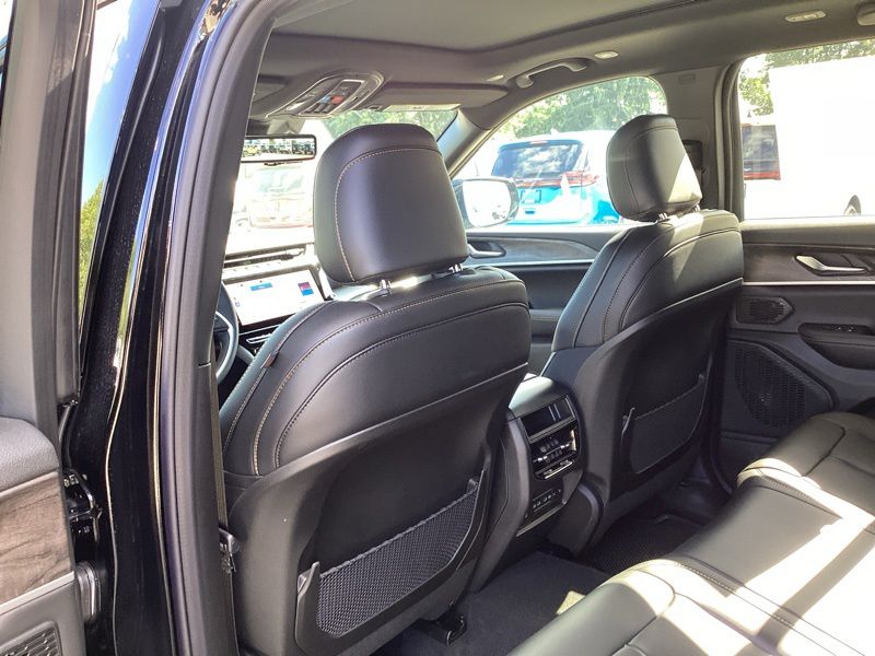 New 2026 Jeep Grand Cherokee SUV