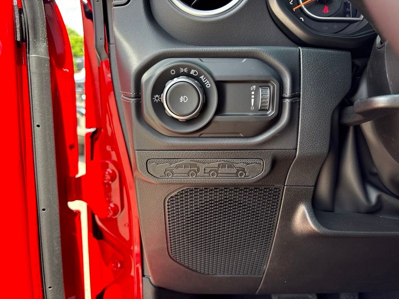 New 2026 Jeep Wrangler SUV