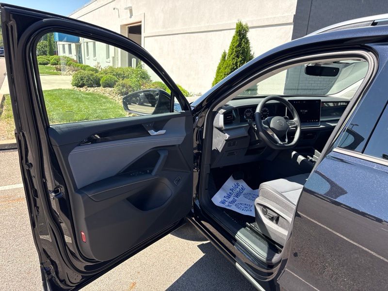 New 2026 Volkswagen Tiguan SUV