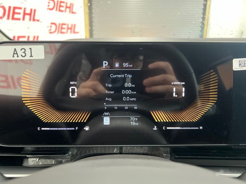 New 2027 Kia Carnival MPV Van