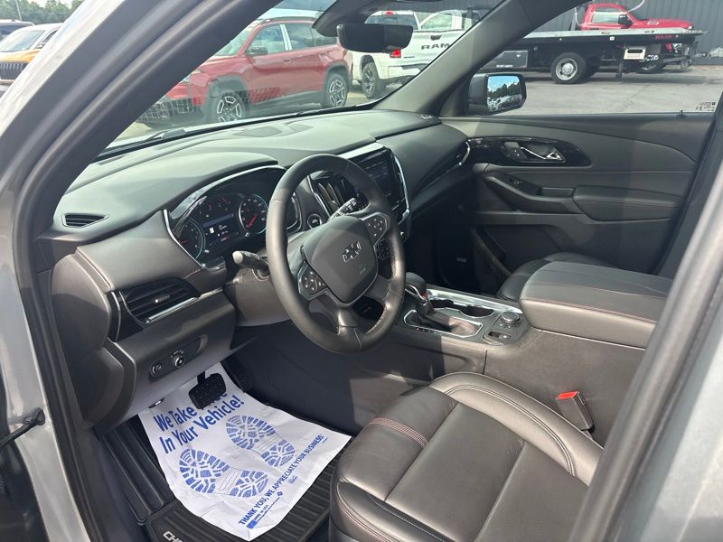Used 2023 Chevrolet Traverse SUV