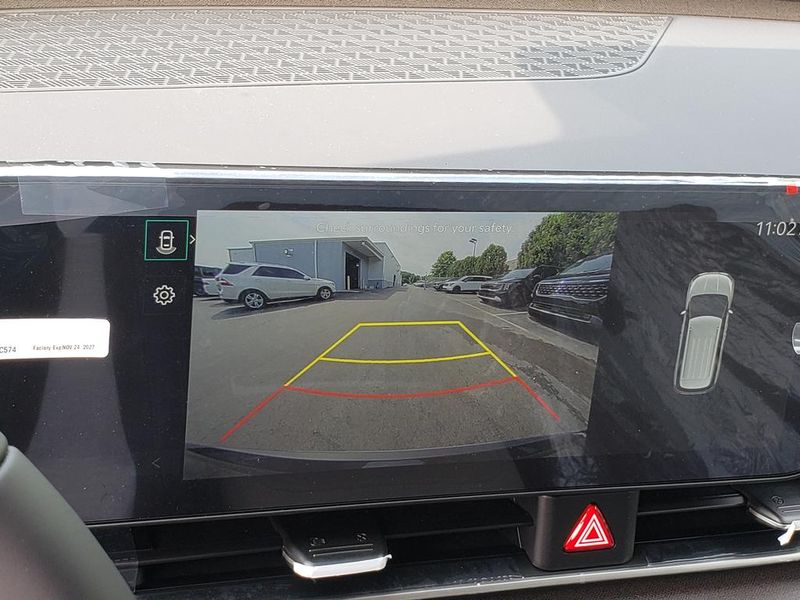 New 2026 Kia Carnival MPV Van