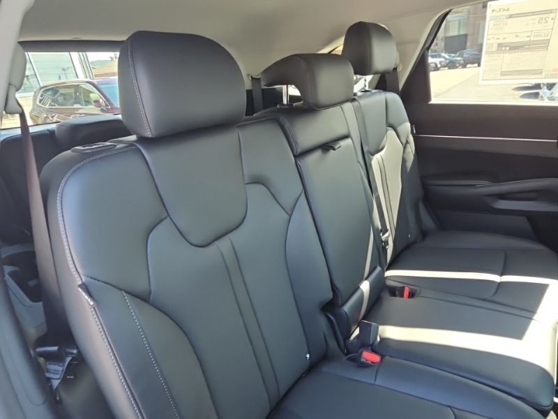 New 2026 Kia Sorento SUV