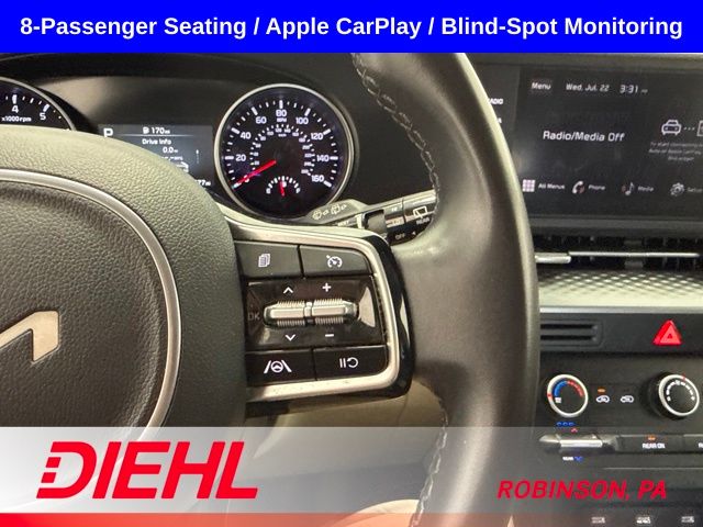 Used 2024 Kia Carnival Van