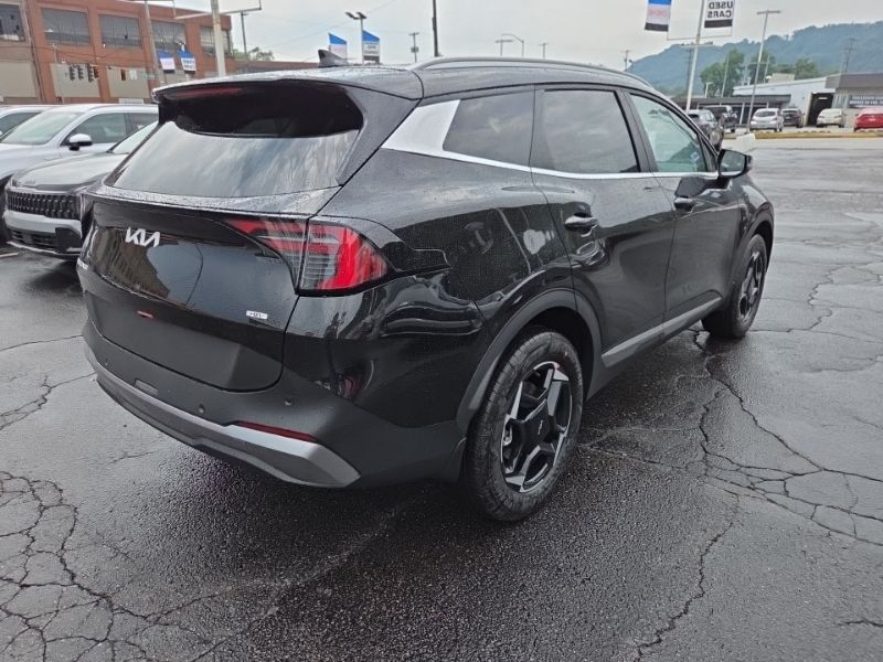 New 2027 Kia Sportage Hybrid SUV