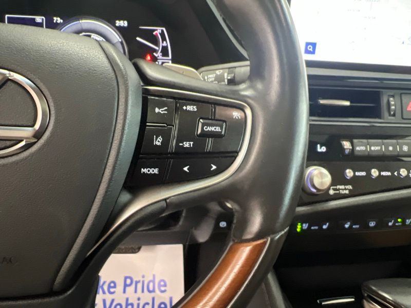 Used 2024 Lexus ES Sedan