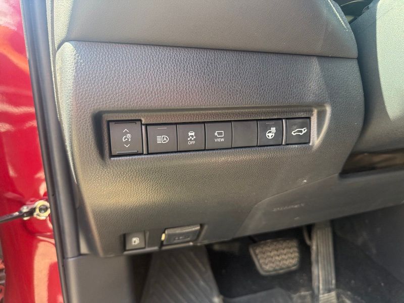 Used 2021 Toyota Venza SUV