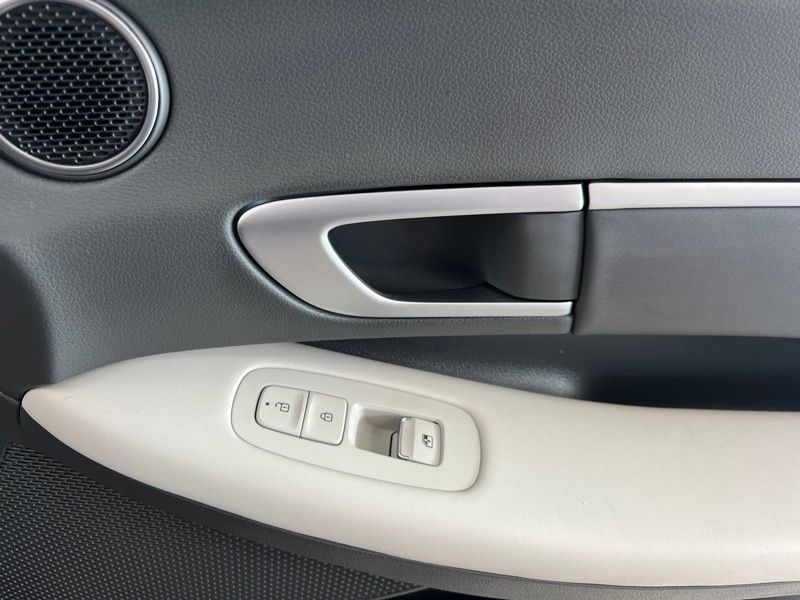 Used 2025 Hyundai Sonata Sedan