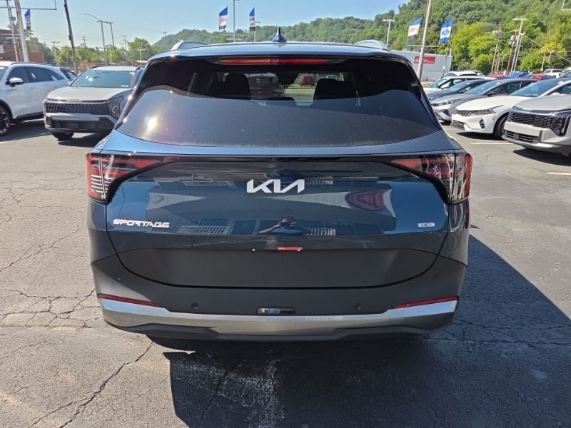 New 2027 Kia Sportage Hybrid SUV