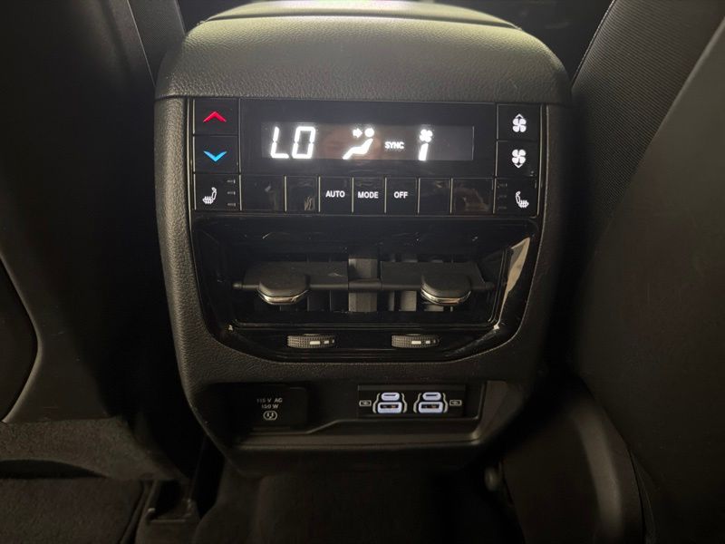 Used 2024 Jeep Grand Cherokee L SUV