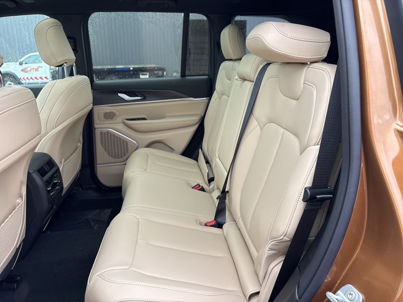 New 2026 Jeep Grand Cherokee SUV