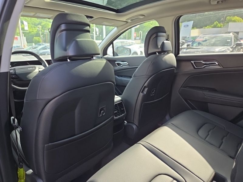 New 2026 Kia Sportage Hybrid SUV