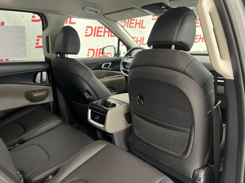 New 2027 Kia Carnival MPV Van